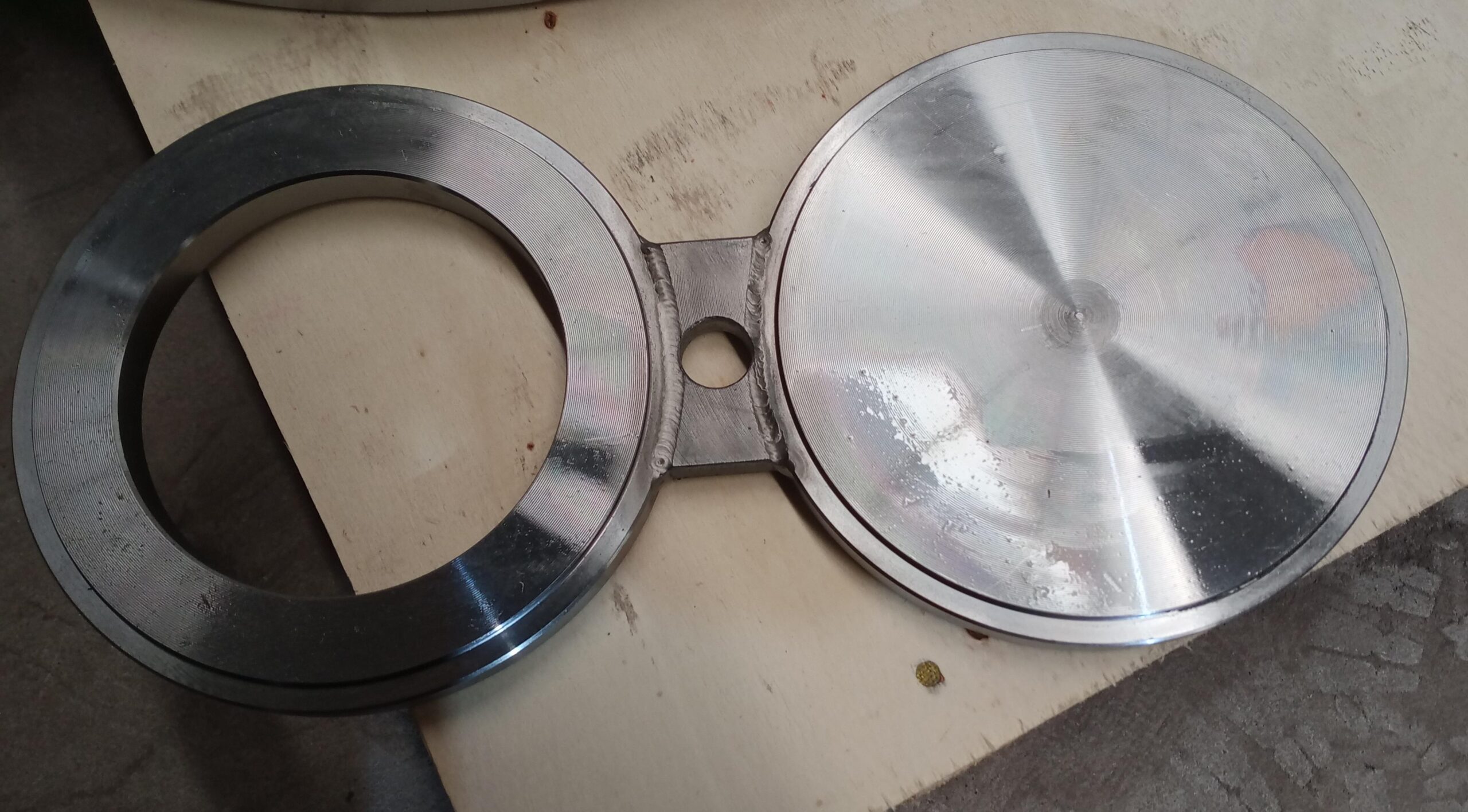 Spectacle Blind Flange